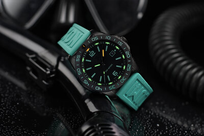 Luminox Sea XS.3124.N.SET Pacific Diver (+ náhradný remienok) Limited Edition 777pcs