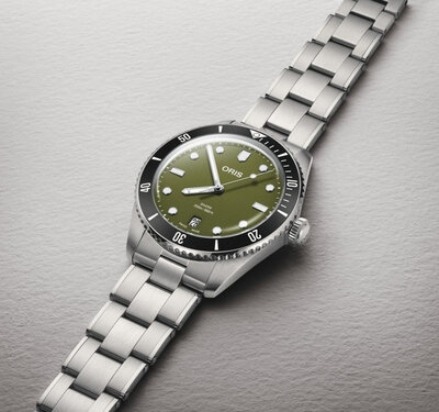 Oris Divers Date Automatic 01 733 7795 4057-Set (+ náhradný remienok)