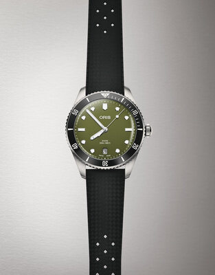 Oris Divers Date Automatic 01 733 7795 4057-Set (+ náhradný remienok)