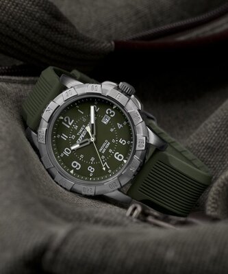 Timex Expedition TW4B32100UK
