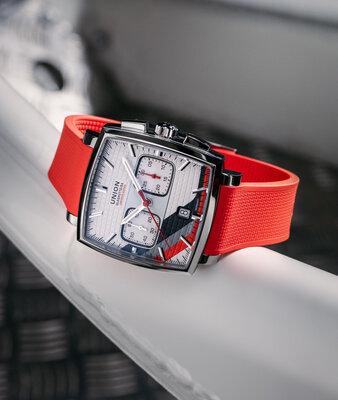 Union Glashütte Averin Chronograph D015.527.17.011.09 Sachsen Classic 2026 Limited Edition 350pcs (+ náhradný remienok)
