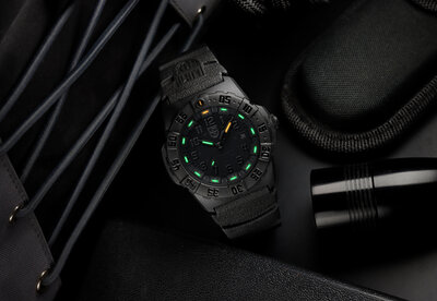 Luminox Navy SEALs XS.3551.BO