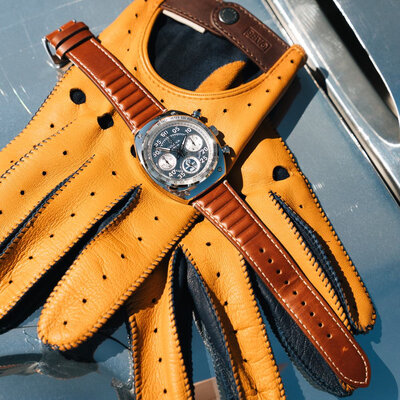 Bulova Archive Series "Shelby" Racer Chronograph Quartz 96K118 Limited Edition 9999pcs (+ náhradný remienok)