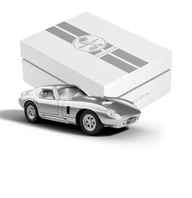 Bulova Archive Series "Shelby" Racer Chronograph Quartz 96K118 Limited Edition 9999pcs (+ náhradný remienok)
