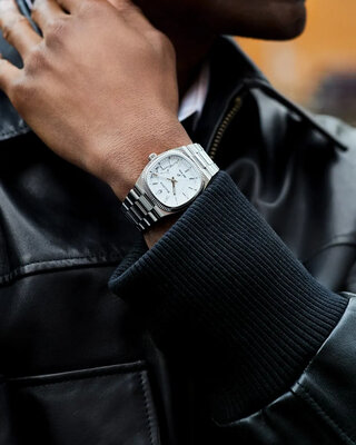 Bulova Precisionist Super Seville Quartz 96A344