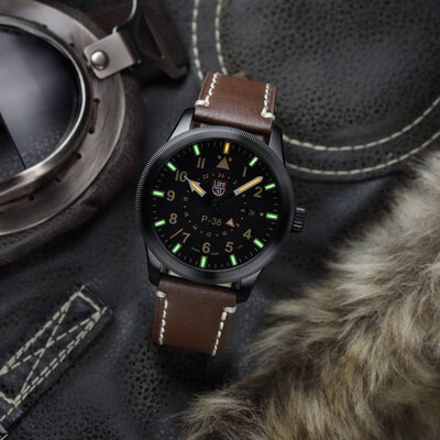 Luminox Air Pilot P-38 Lightning XA.9526