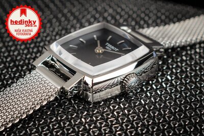 Tissot Lovely Square Lady Quartz T058.109.11.041.00