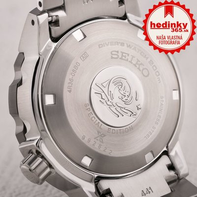 Seiko Prospex Sea Automatic Diver's SRPE09K1 Save the Ocean Great White Shark Special Edition "Monster"