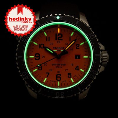 Traser P67 SuperSub Orange na pryžovém řemenu