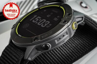 Garmin Enduro Solar, Carbon Gray DLC Titanium/Black UltraFit Nylon Strap