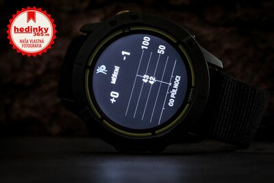 Garmin Enduro Solar, Carbon Gray DLC Titanium/Black UltraFit Nylon Strap