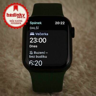 Apple Watch Series 7 GPS, 41mm Green Aluminium Case / Clover Sport Band-Regular