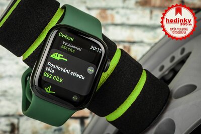 Apple Watch Series 7 GPS, 41mm Green Aluminium Case / Clover Sport Band-Regular