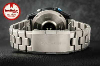 Garmin D2 Mach 1, Vented Titanium Bracelet (+ náhradný remienok)