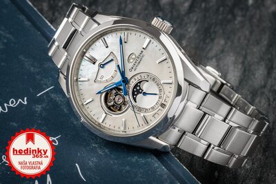 Orient Star Contemporary Moonphase Open Heart Automatic RE-AY0005A00B