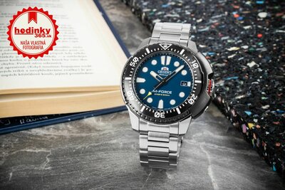 Orient Sports M-Force Diver's Automatic RA-AC0L07L30B