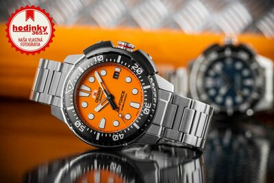 Orient Sports M-Force Diver's Automatic RA-AC0L08Y30B