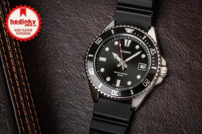 Casio Collection Baby Duro MDV-10-1A1VEF