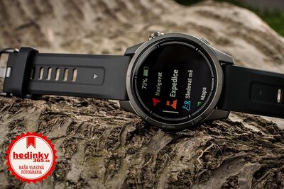 Garmin Epix Pro (Gen 2) Sapphire 42mm Carbon Gray DLC Titanium / Black Silicone Band