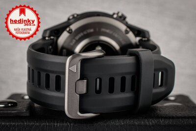 (SK) Garmin Fenix 7S Pro Sapphire Solar Gray DLC Titanium / Black Silicone Band