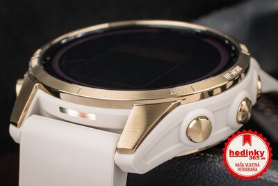 (SK) Garmin Fenix 7S Pro Sapphire Solar Soft Gold / Light Sand Silicone Band