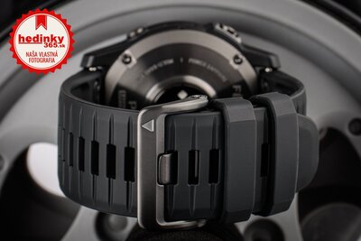 (SK) Garmin Fenix 7X Pro Sapphire Solar Gray DLC Titanium / Black Silicone Band