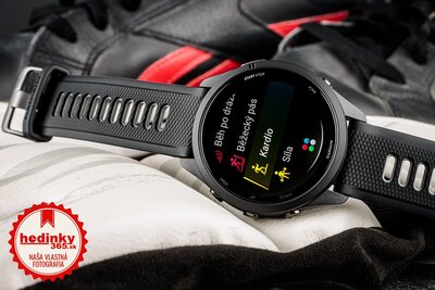 Garmin Forerunner 265 Black / Powder Gray