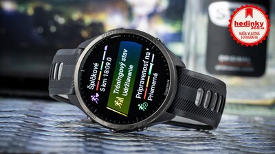 Garmin Forerunner 965 Black / Powder Gray (II. Akosť)