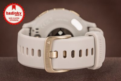 Garmin Venu 3S Cream Gold / French Gray Case, Sand Leather Band (+ náhradný remienok)