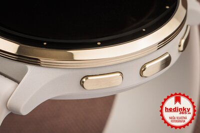 Garmin Venu 3S Cream Gold / French Gray Case, Sand Leather Band (+ náhradný remienok)