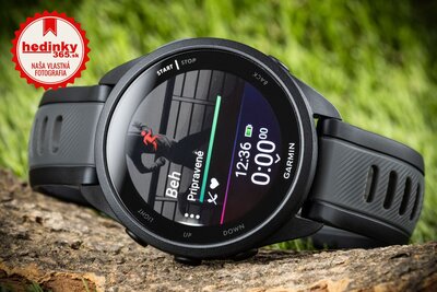 Garmin Forerunner 165 Music, čierna/sivá