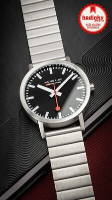 Mondaine Classic Quartz A660.30360.16SBW