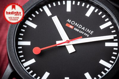 Mondaine Essence Quartz MS1.41120.RB