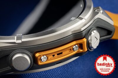 Garmin Fenix 8 AMOLED 47 mm, Sapphire Titanium Graphite Spark Orange Band