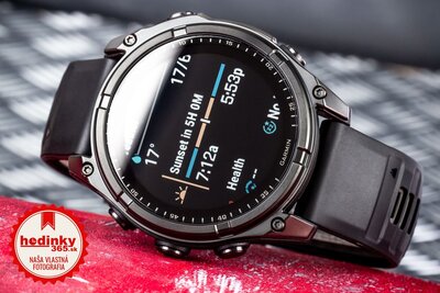 Garmin Fenix 8 SOLAR 47 mm, Sapphire Carbon Gray Titanium Black