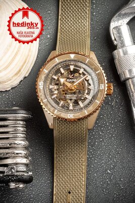 Rado Captain Cook High-Tech Ceramic Skeleton Automatic R32150168