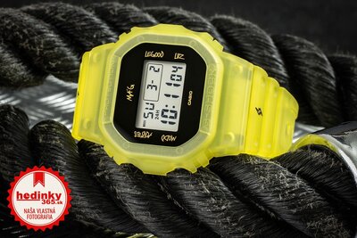 Casio G-Shock Original DWE-5600JB-1A9ER J. Balvin Collaboration (+náhradný remienok a luneta)