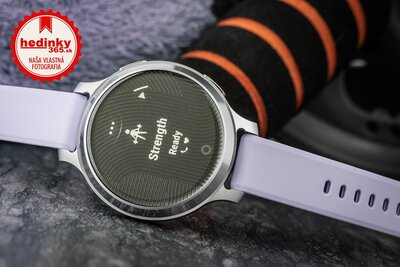 Garmin Lily 2 Active Silver / Purple Jasmine Silicone Band