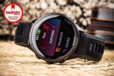 (SK) Garmin Forerunner 570 (47mm), Slate Gray, Translucent Black