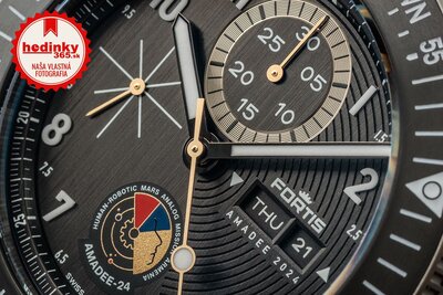 Fortis Novonaut N-42 Automatic Chronograph Amadee-24 F2040016 (+ náhradní řemínek) Limited Edition 100pcs