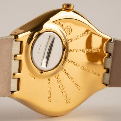 Swatch Golden Red Bamboo SYXZ105 (II. Akosť)